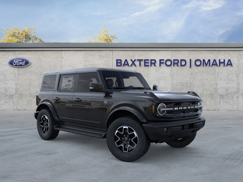 2025 Ford Bronco 4-Door Outer Banks's photo