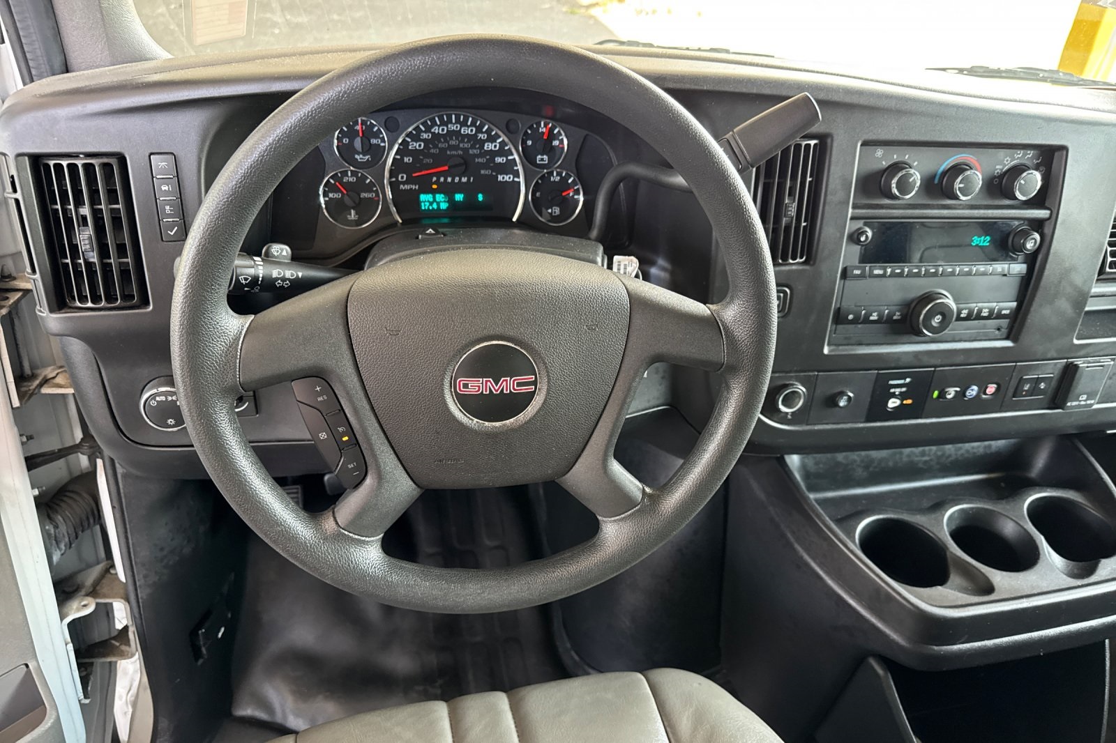 2020 Gmc Savana Cargo 2500 photo 12