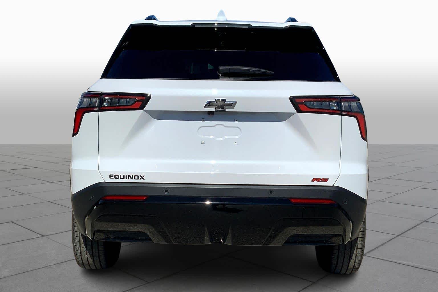 2026 Chevrolet Equinox RS photo 4