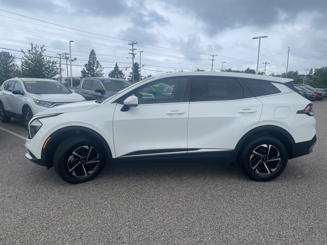 2023 Kia Sportage Hybrid LX photo 4
