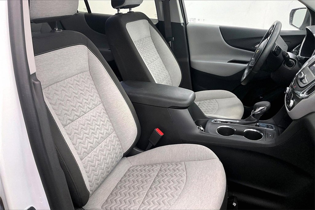 2023 Chevrolet Equinox LT photo 4