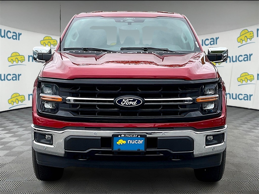 2025 Ford F-150 XLT photo 2
