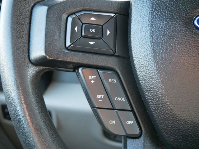 2016 Ford F-150 XLT photo 23