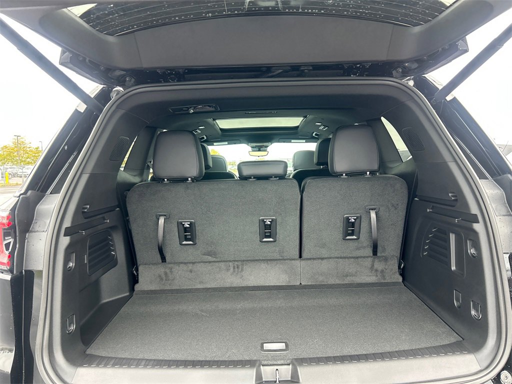 2026 GMC ACADIA - Image 33