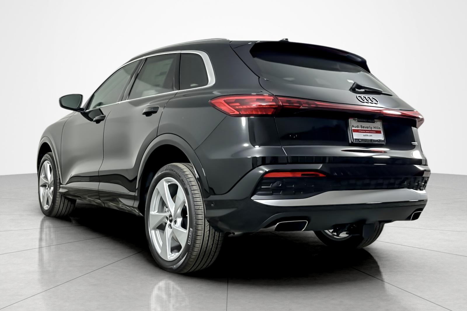 2025 Audi Q5 Premium Plus TFSI photo 4