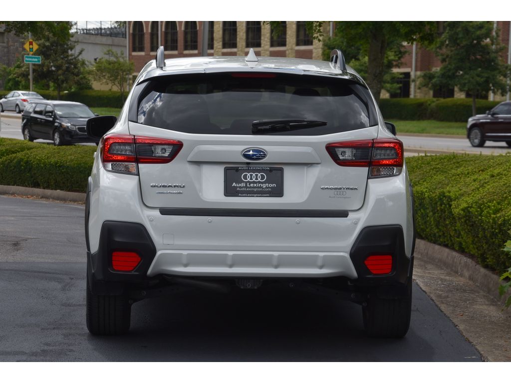 2022 Subaru Crosstrek Limited photo 3