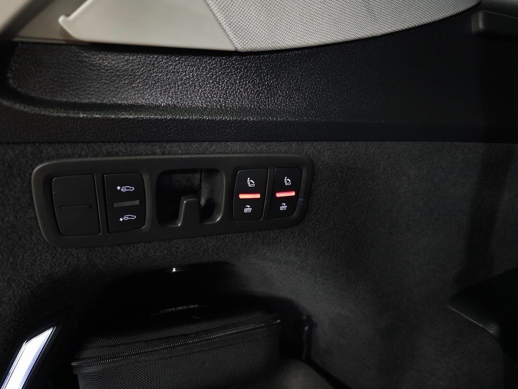 2023 AUDI Q7 - Image 6