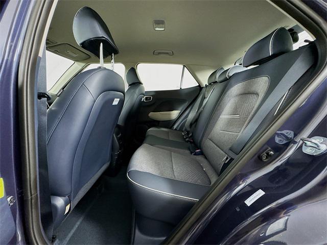 2025 Hyundai Venue Limited photo 33