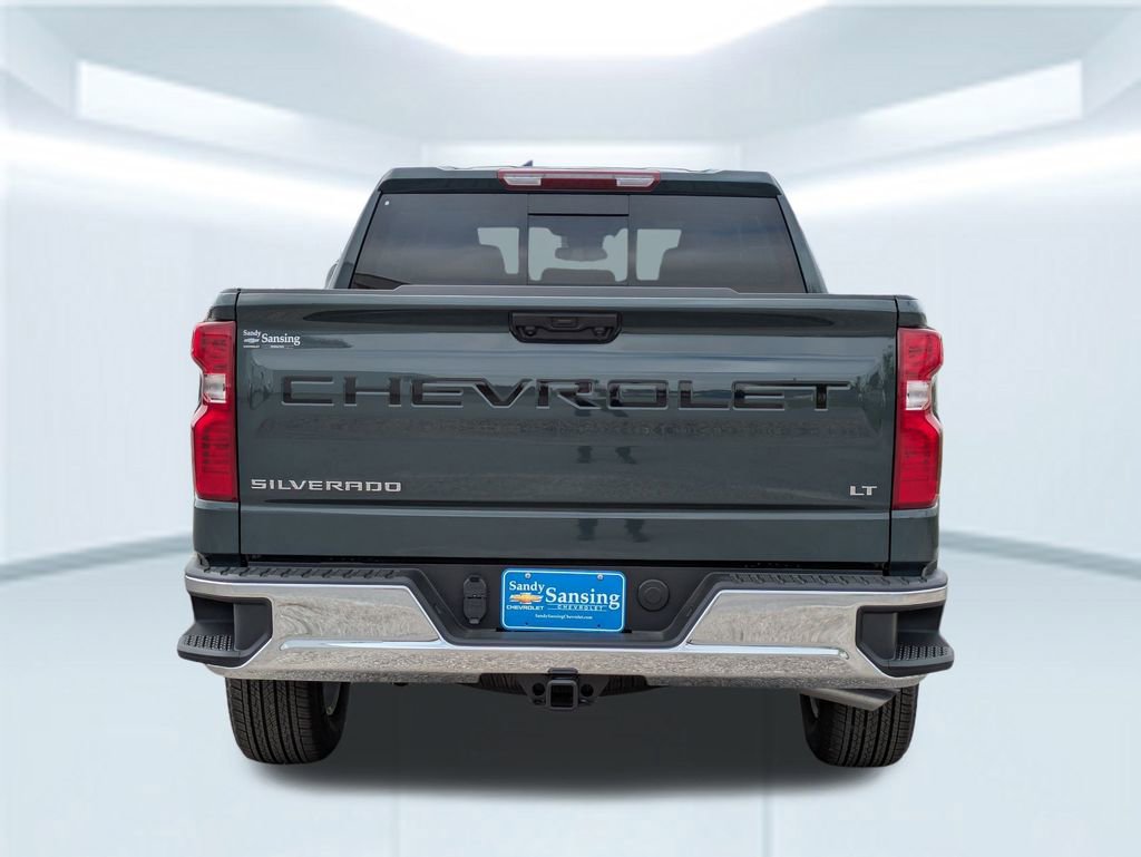 2025 Chevrolet Silverado 1500 LT photo 4