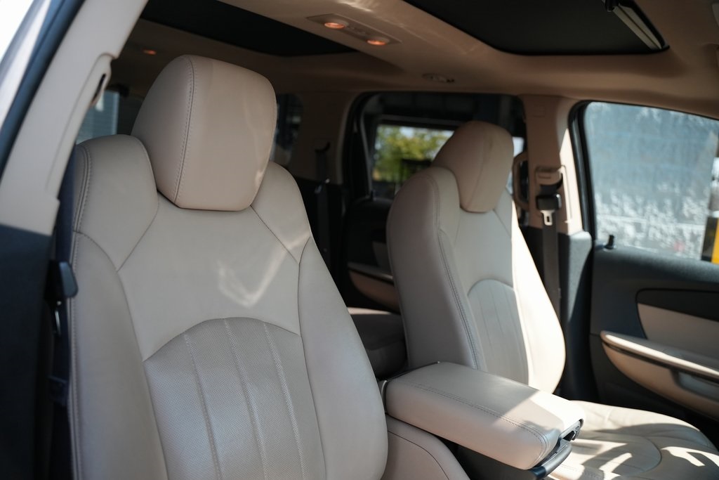 2012 Gmc Acadia Denali photo 16