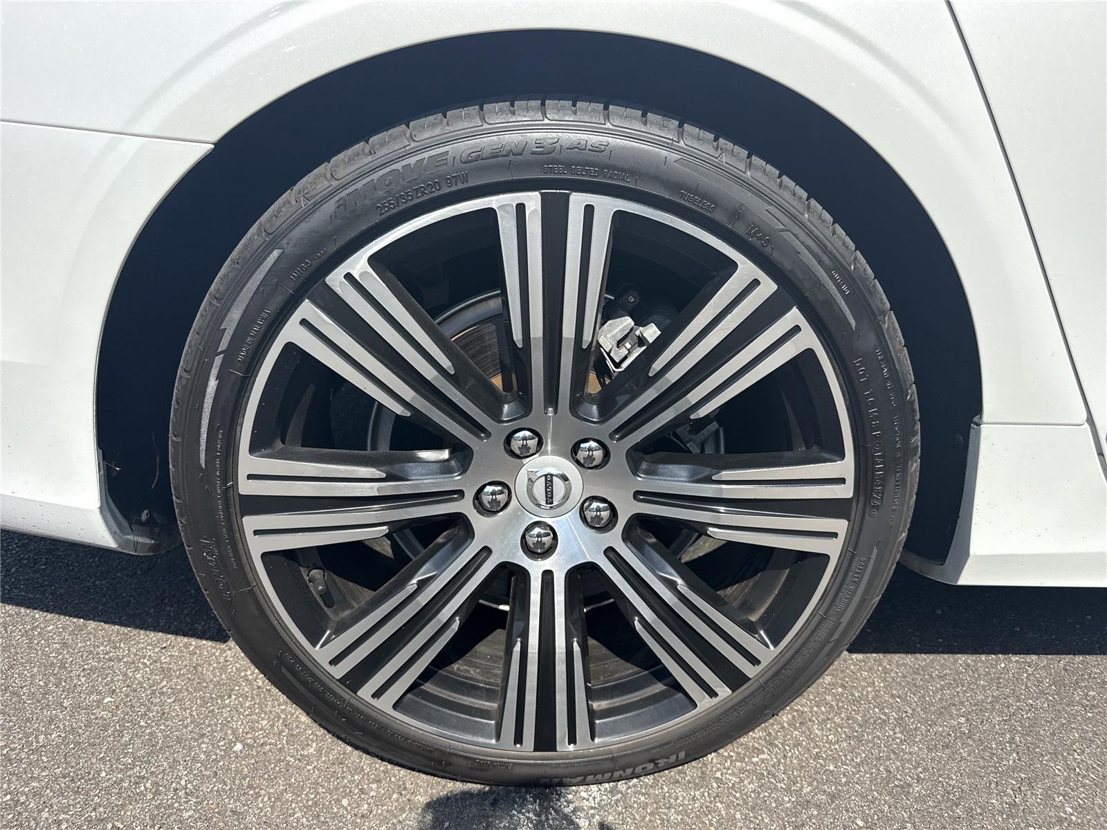 2023 Volvo S90 Ultimate photo 25