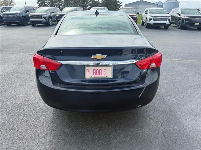 2017 Chevrolet Impala photo 2