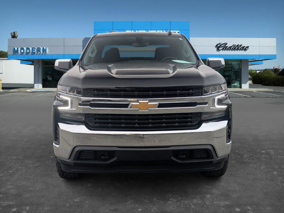 2021 Chevrolet Silverado 1500 LT photo 2