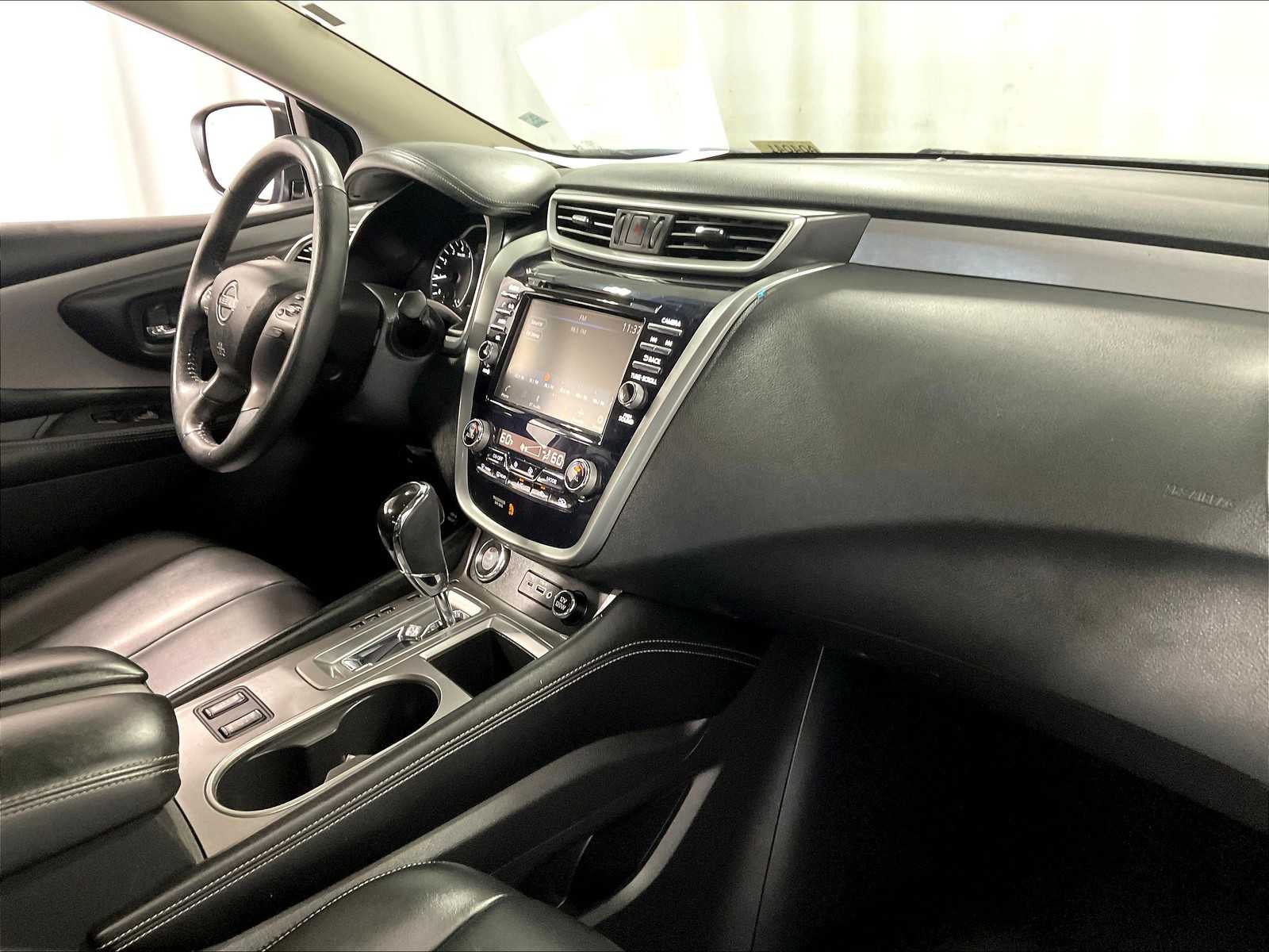 2023 Nissan Murano SV photo 14