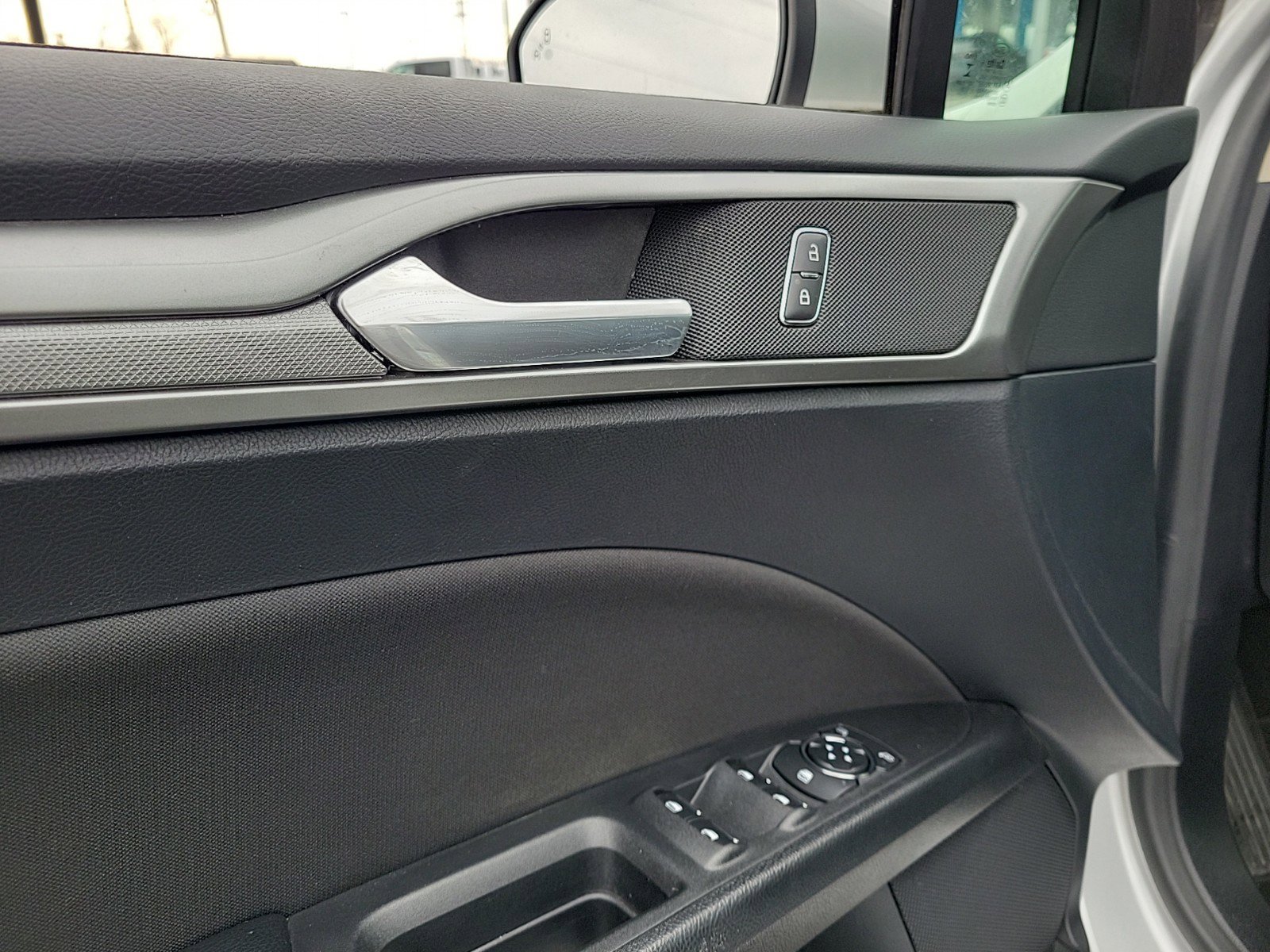 2019 Ford Fusion SE photo 14