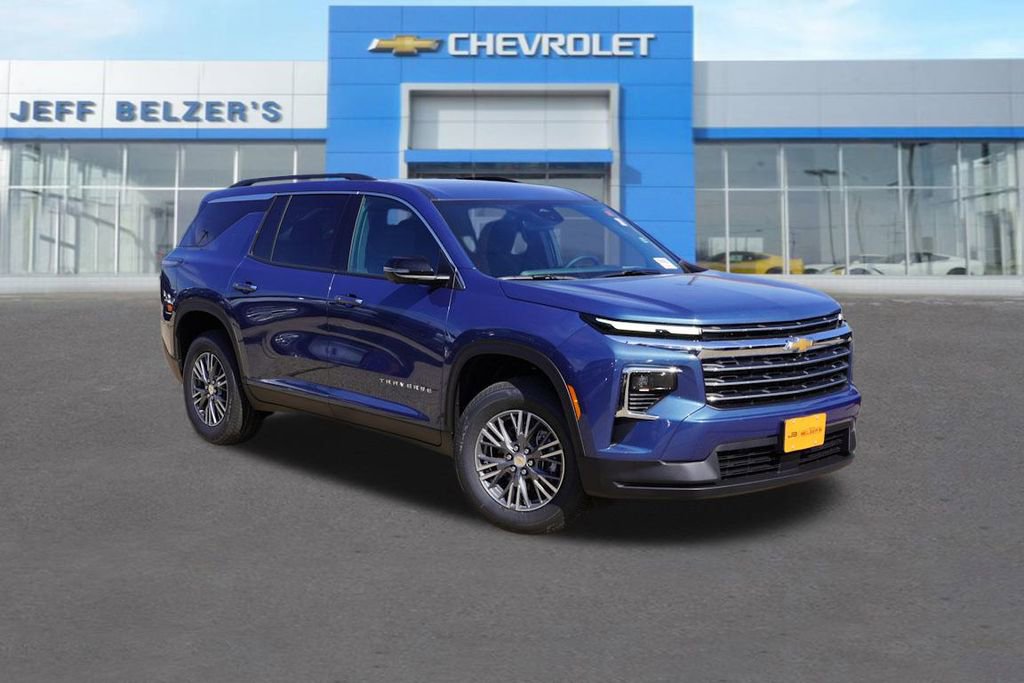 2026 Chevrolet Traverse LT's photo