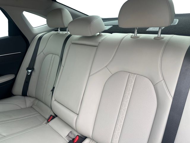 2022 Hyundai Sonata Hybrid Limited photo 13