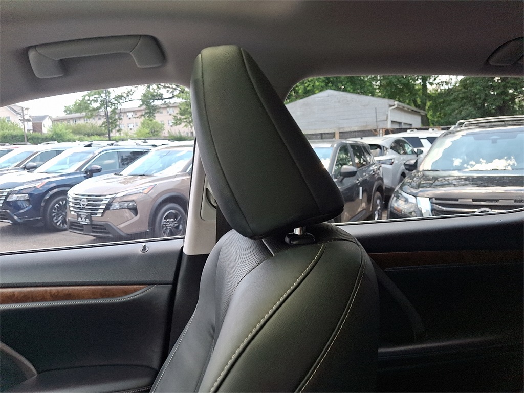 2021 Lexus RX 350L photo 17