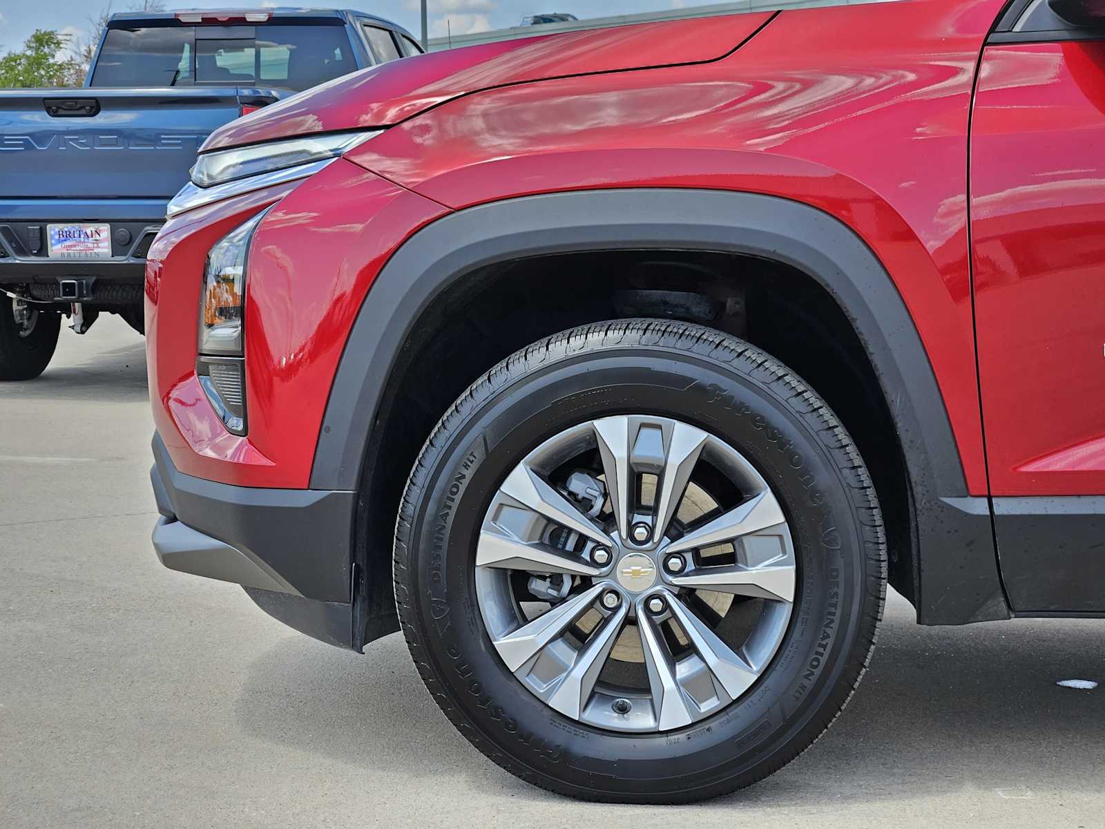 2025 Chevrolet Equinox LT photo 9