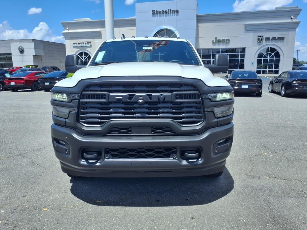 2025 Ram 2500 Tradesman photo 2