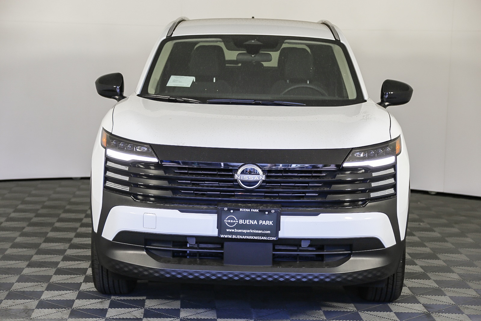 2026 Nissan Kicks SV photo 2