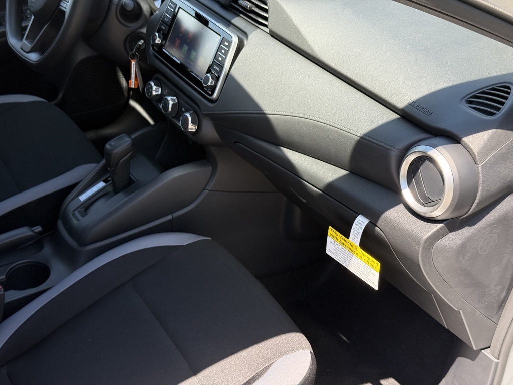 2025 Nissan Versa S photo 32