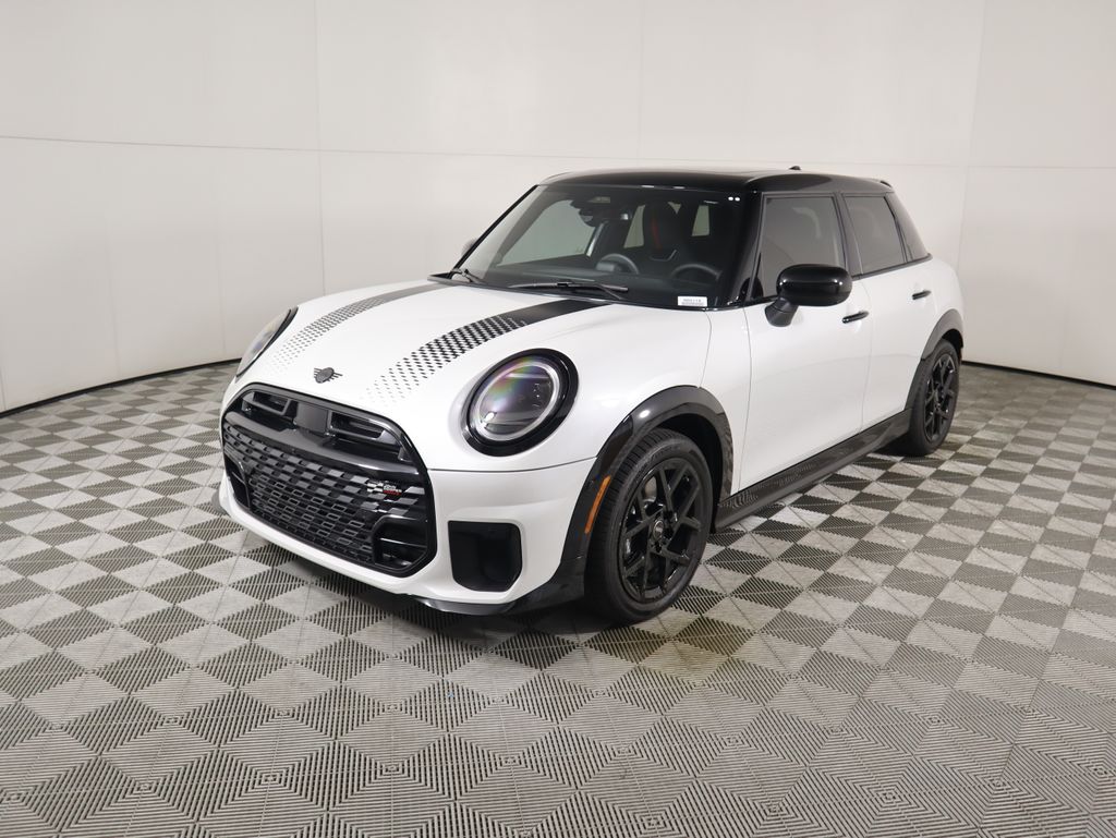 2026 MINI Hardtop 4 Door S's photo