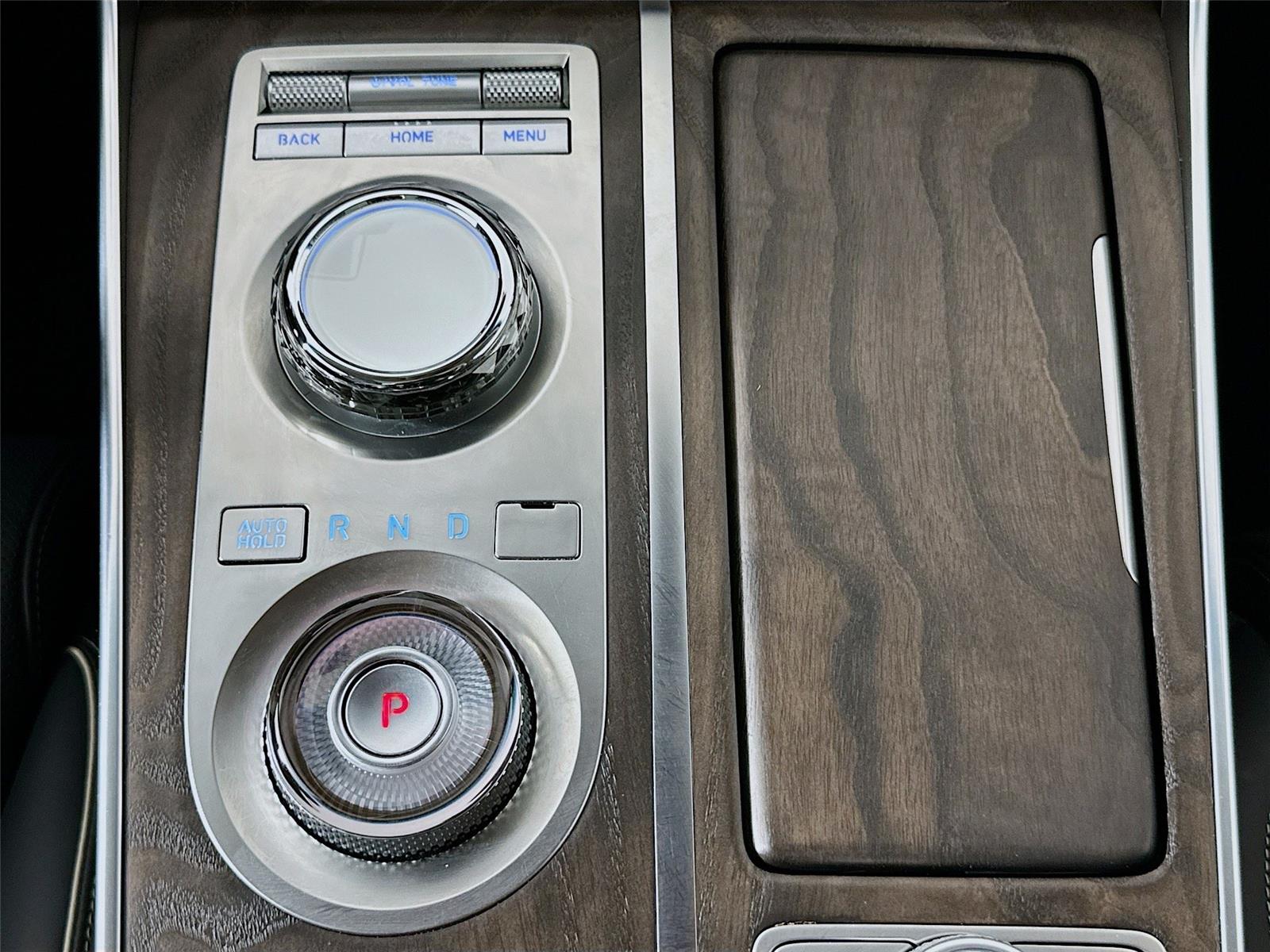 2024 Genesis GV80 Prestige Signature photo 14