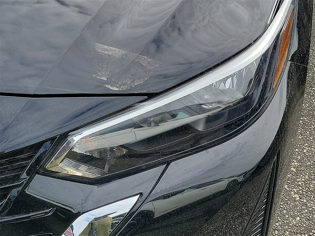 2025 Nissan Sentra SV photo 4