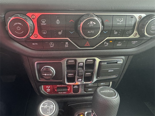 2025 Jeep Gladiator Mojave photo 26