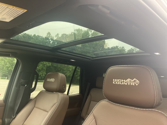 2022 Chevrolet Tahoe High Country photo 32