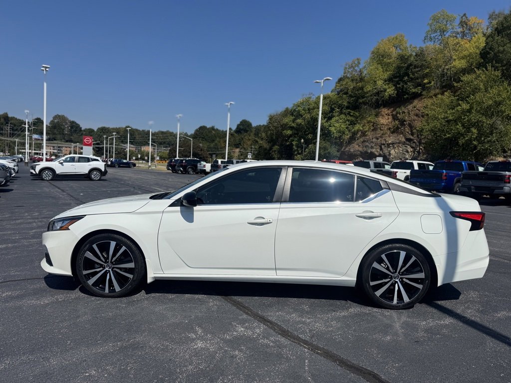 2021 Nissan Altima 2.5 SR photo 4