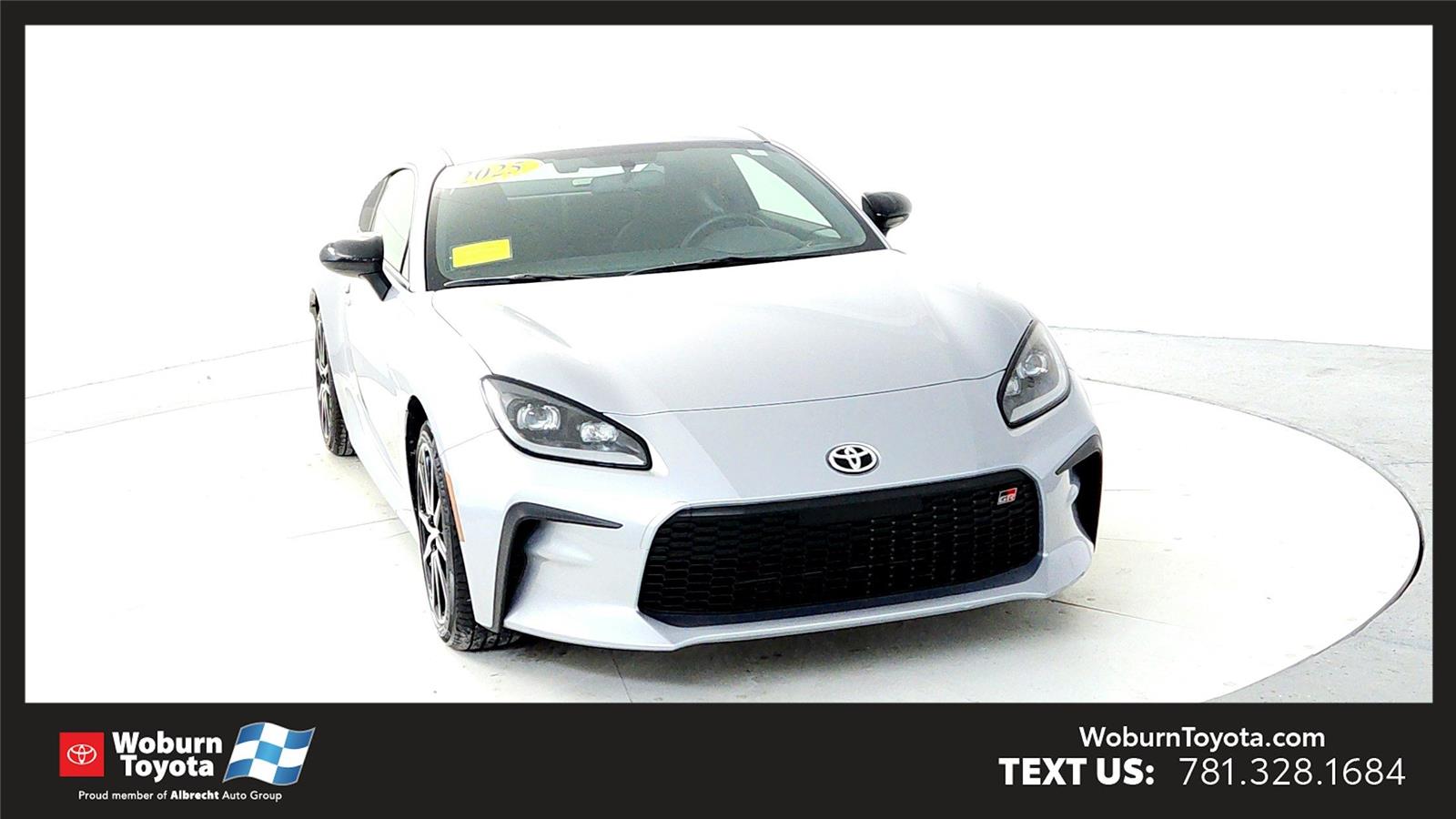 2025 Toyota GR86 Base's photo