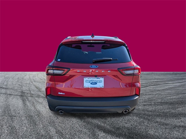 2025 Ford Escape ST-Line photo 4