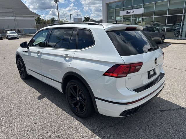 2024 Volkswagen Tiguan SE R-Line Black photo 3