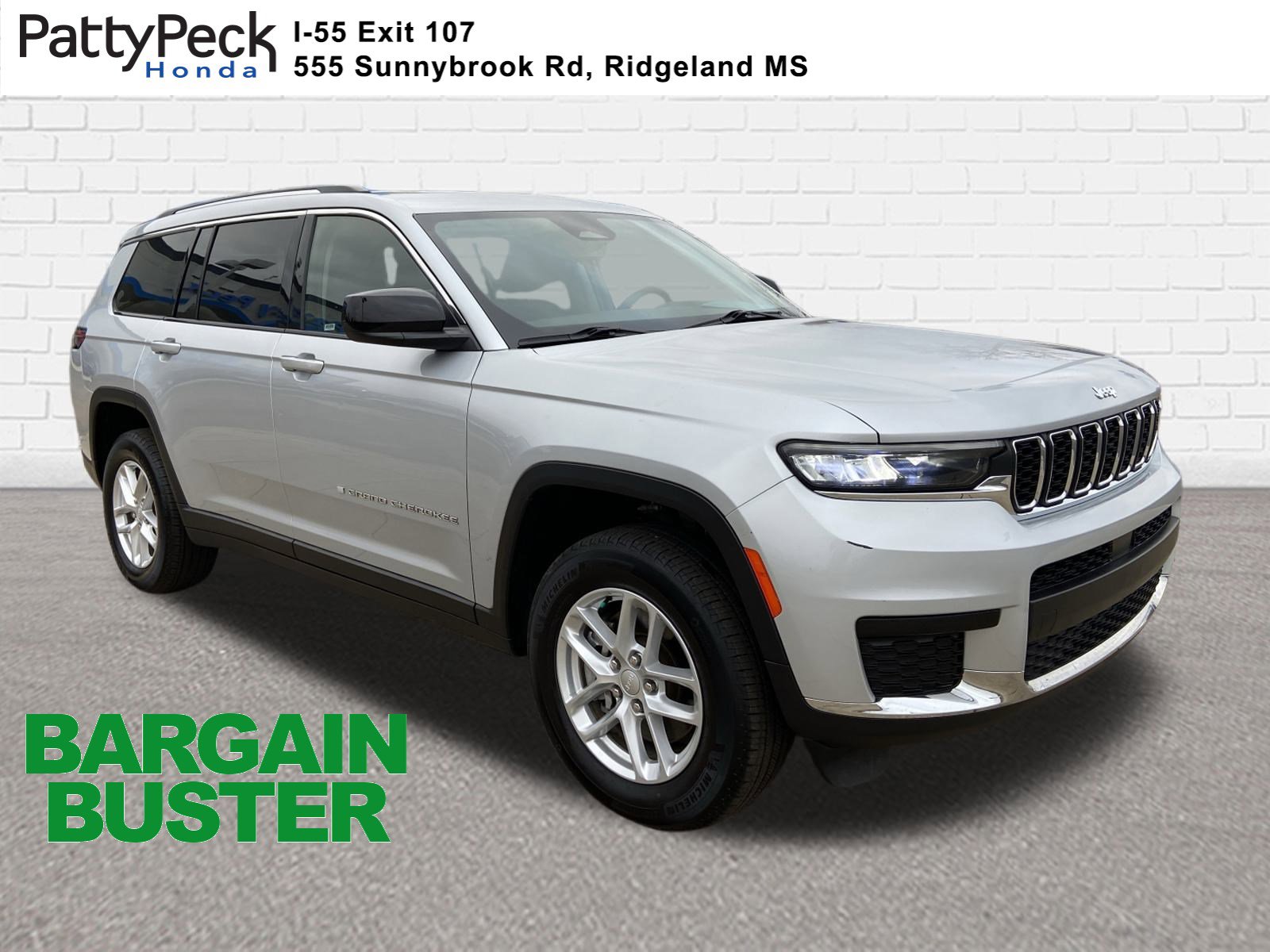 2023 Jeep Grand Cherokee L Laredo's photo