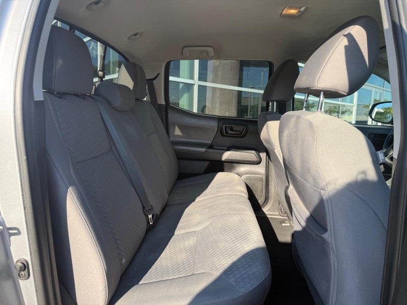 2021 Toyota Tacoma SR photo 11