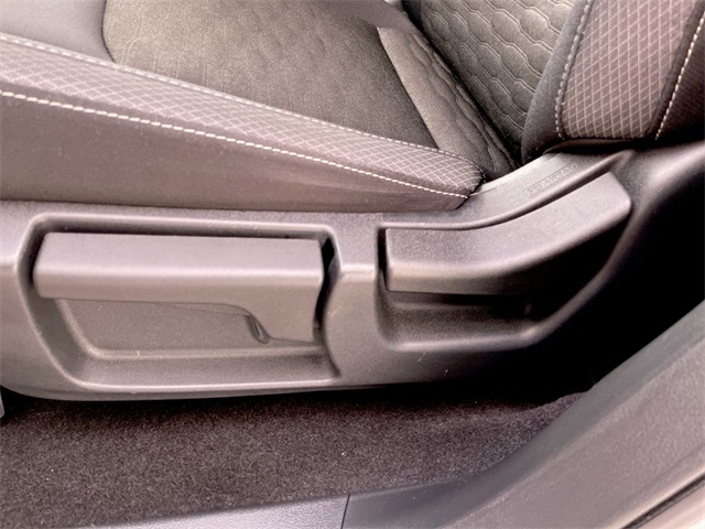 2024 Nissan Pathfinder S photo 4