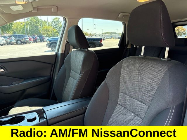 2024 Nissan Rogue SV photo 3