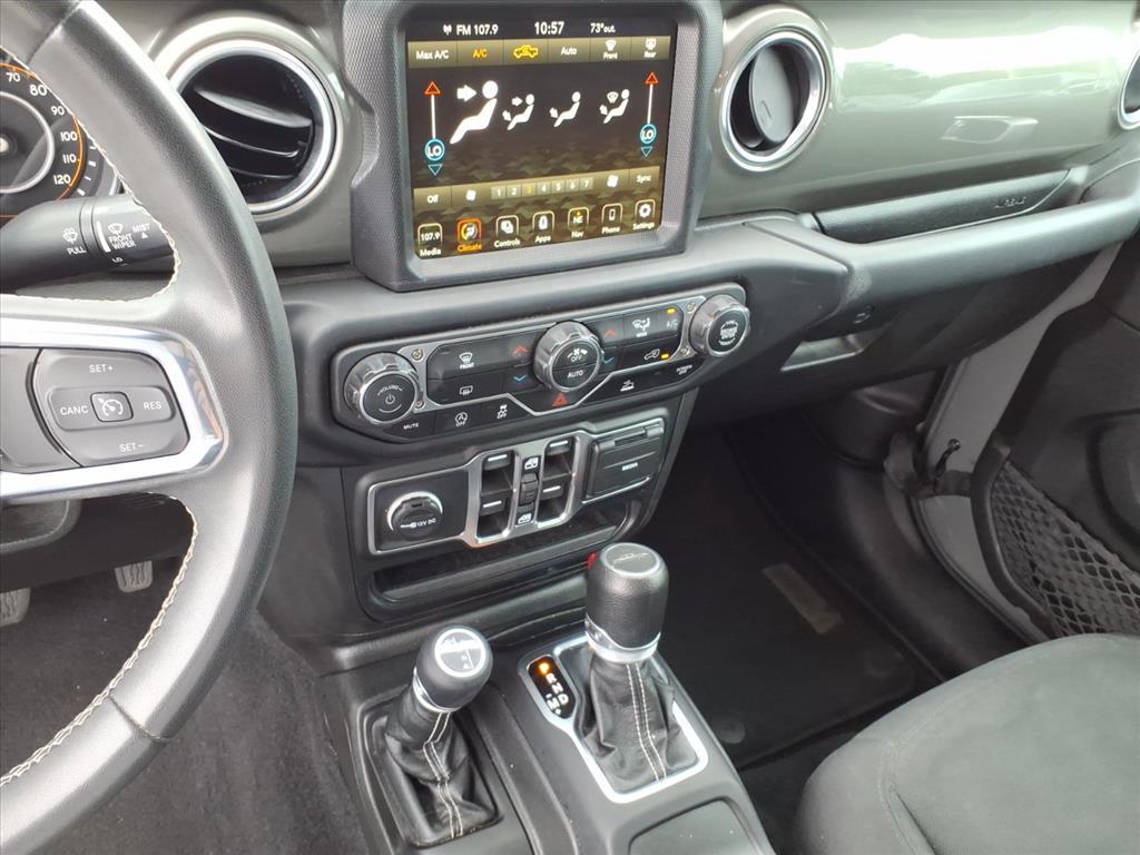 2023 Jeep Gladiator Overland photo 24