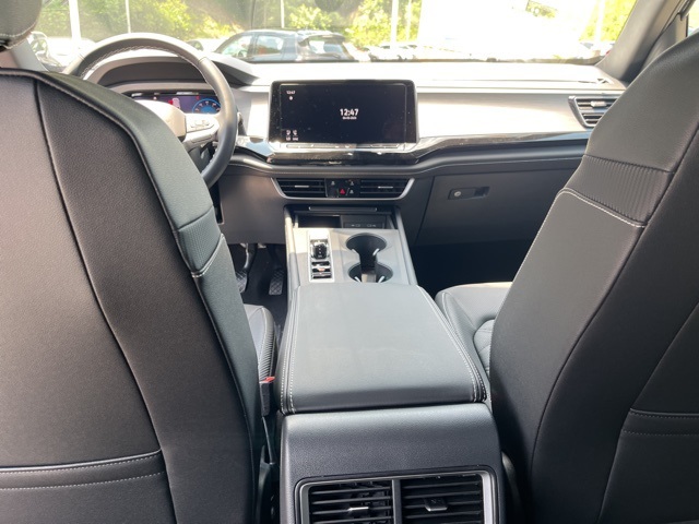 2025 Volkswagen Atlas Cross Sport SE photo 16