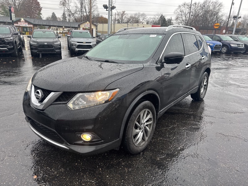 2015 Nissan Rogue SL photo 2