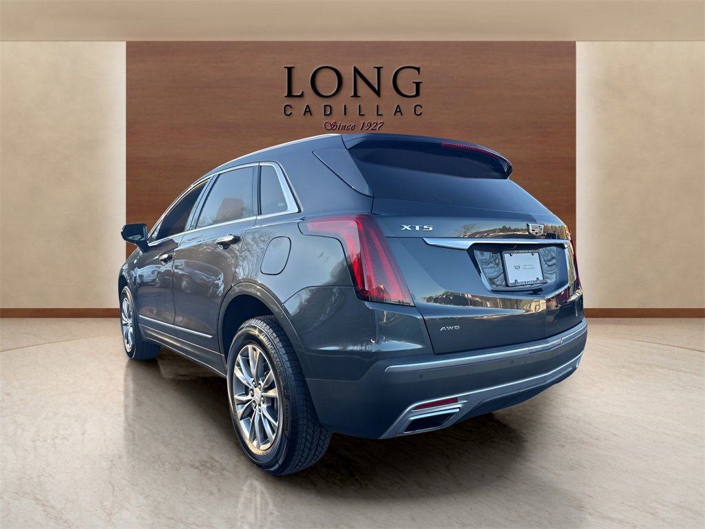 2022 Cadillac XT5 Premium Luxury photo 3
