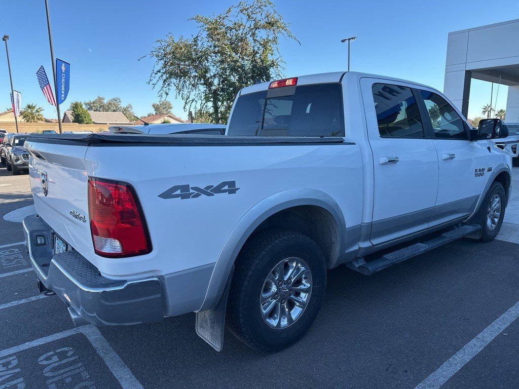 2018 Ram 1500 SLT photo 4