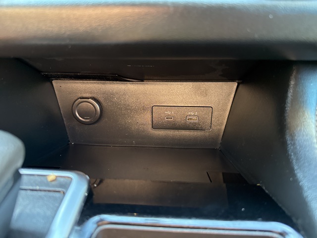 2022 Nissan Pathfinder SL photo 30