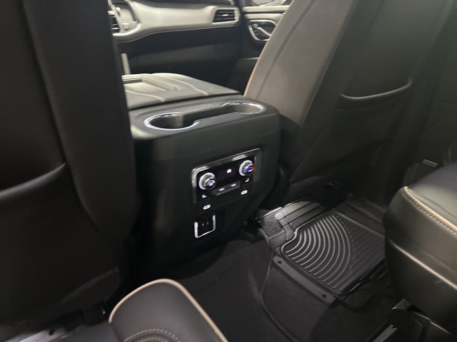 2023 Gmc Yukon SLT photo 20