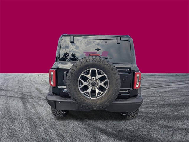 2025 Ford Bronco Badlands photo 2