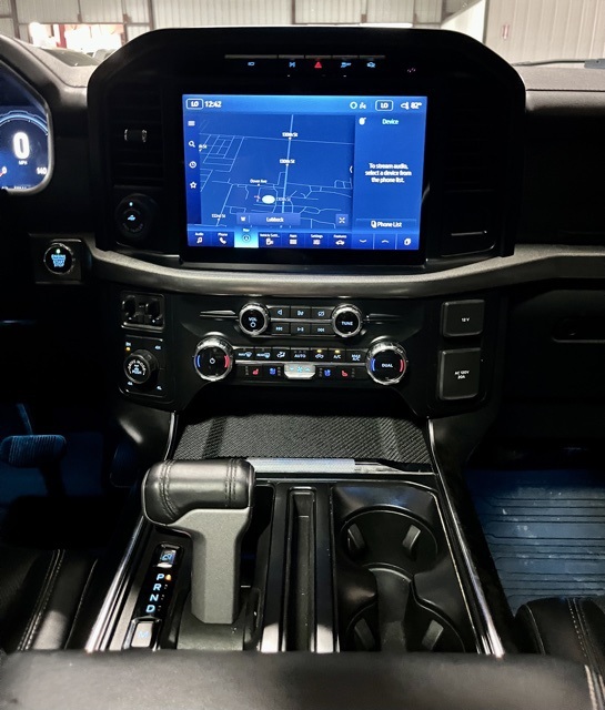 2023 Ford F-150 Raptor photo 24