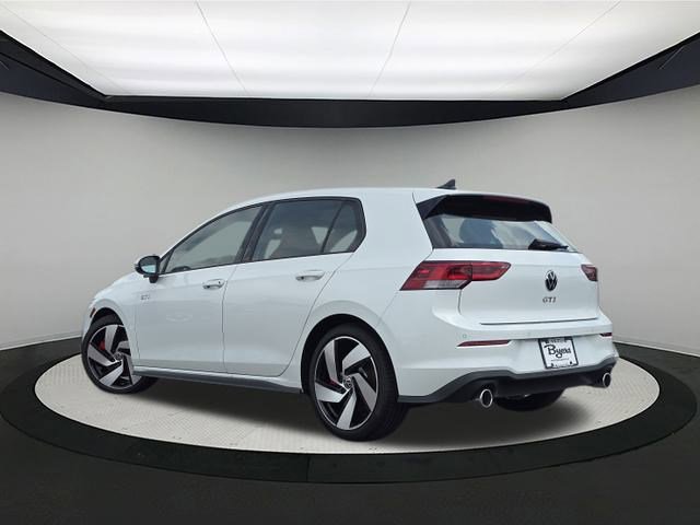 2025 Volkswagen Golf GTI S photo 4