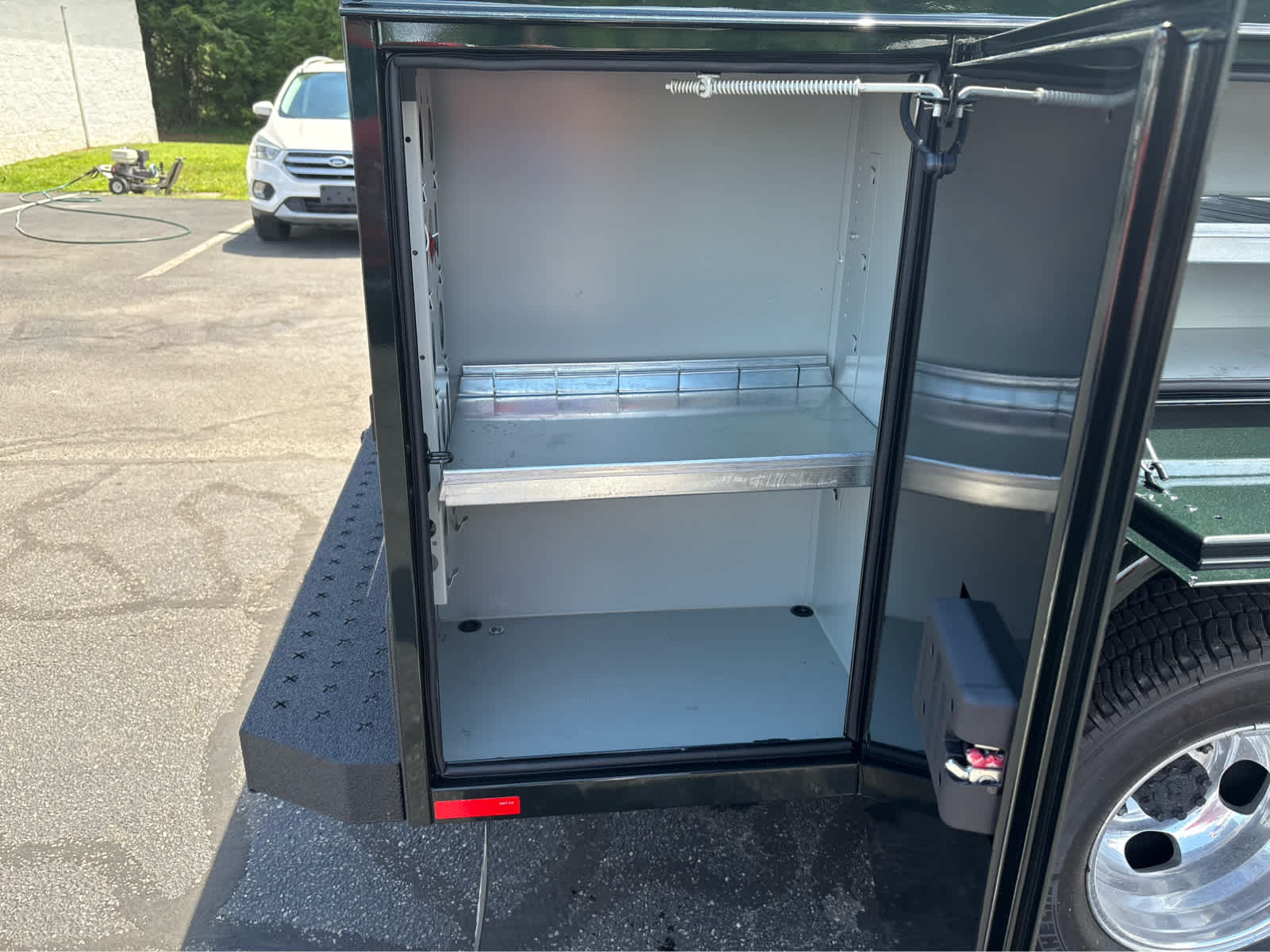 2025 Ford F-350 Super Duty Chassis Cab XLT - Photo 19